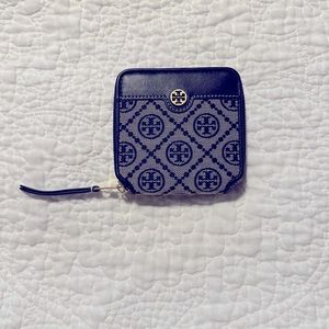 Tory Burch T Monogram Jacquard Bi Fold Wallet
